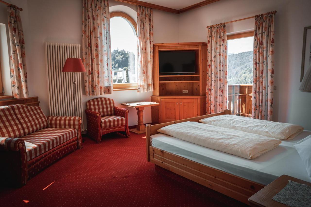 Hotel Sonnenhof كاستيلِروتّو المظهر الخارجي الصورة