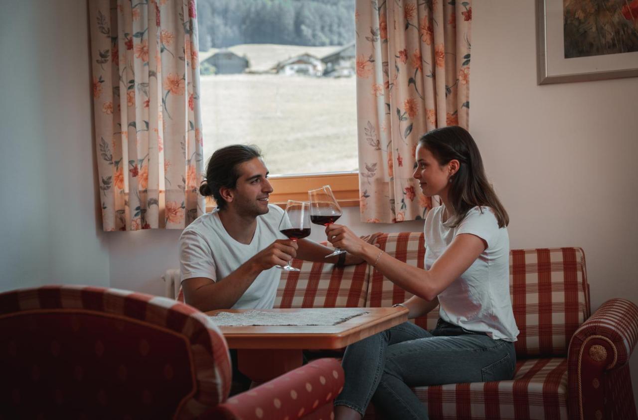 Hotel Sonnenhof كاستيلِروتّو المظهر الخارجي الصورة