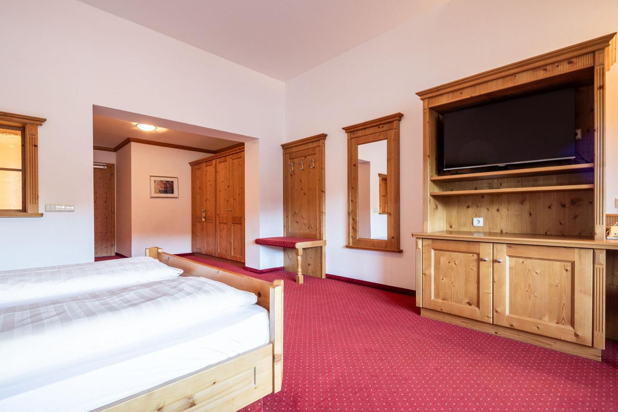 Hotel Sonnenhof كاستيلِروتّو المظهر الخارجي الصورة