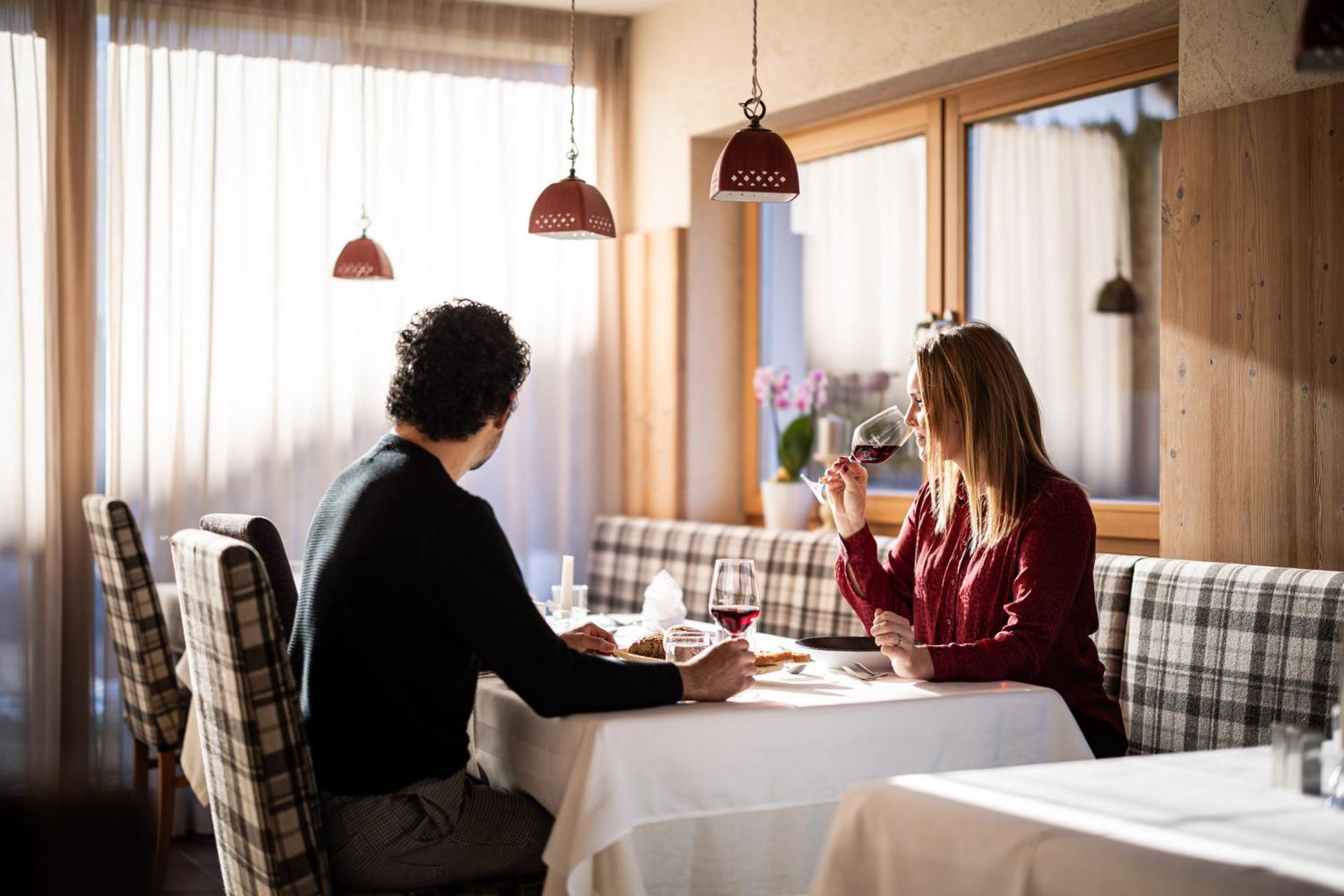Hotel Sonnenhof كاستيلِروتّو المظهر الخارجي الصورة