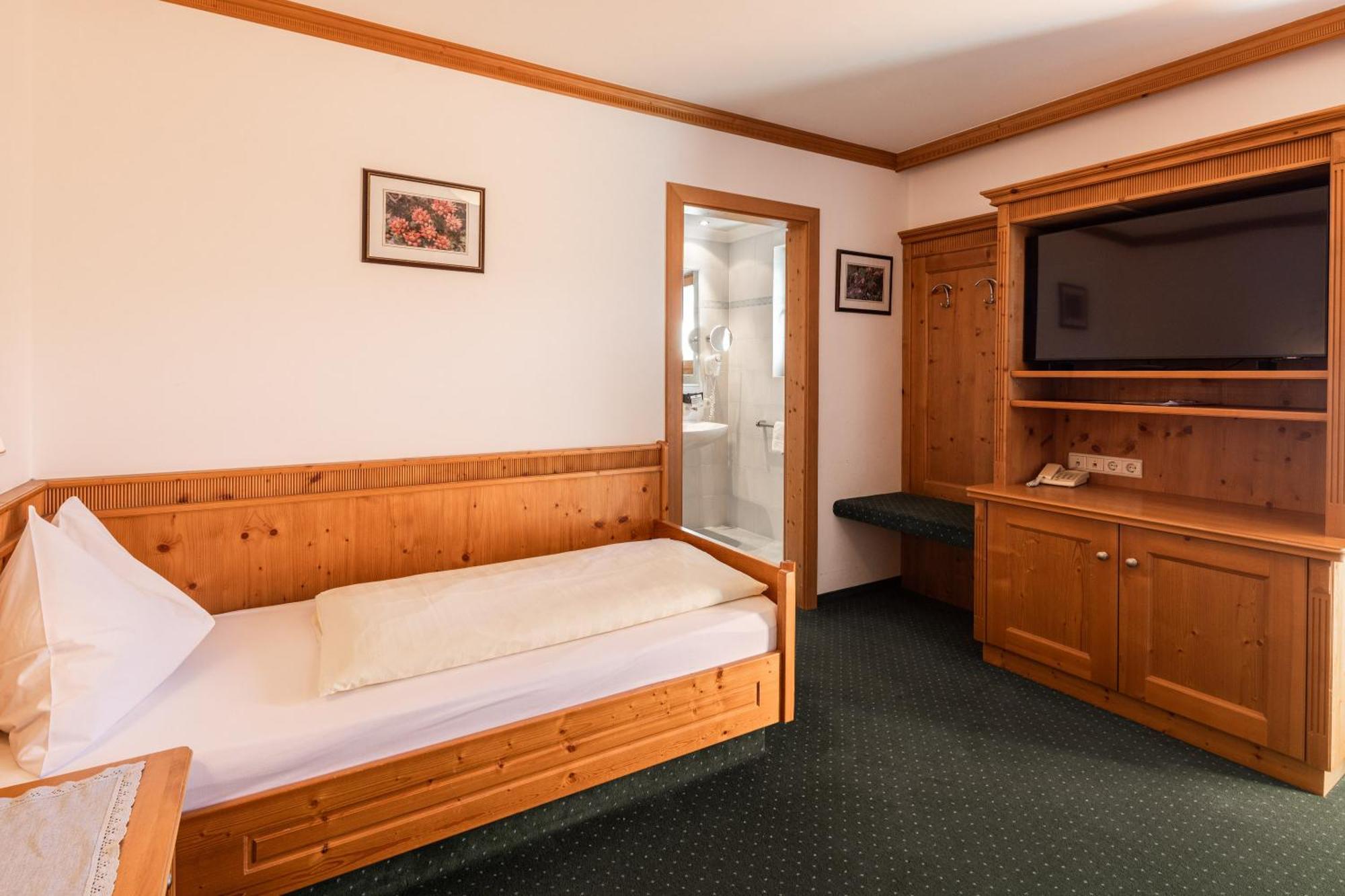 Hotel Sonnenhof كاستيلِروتّو المظهر الخارجي الصورة