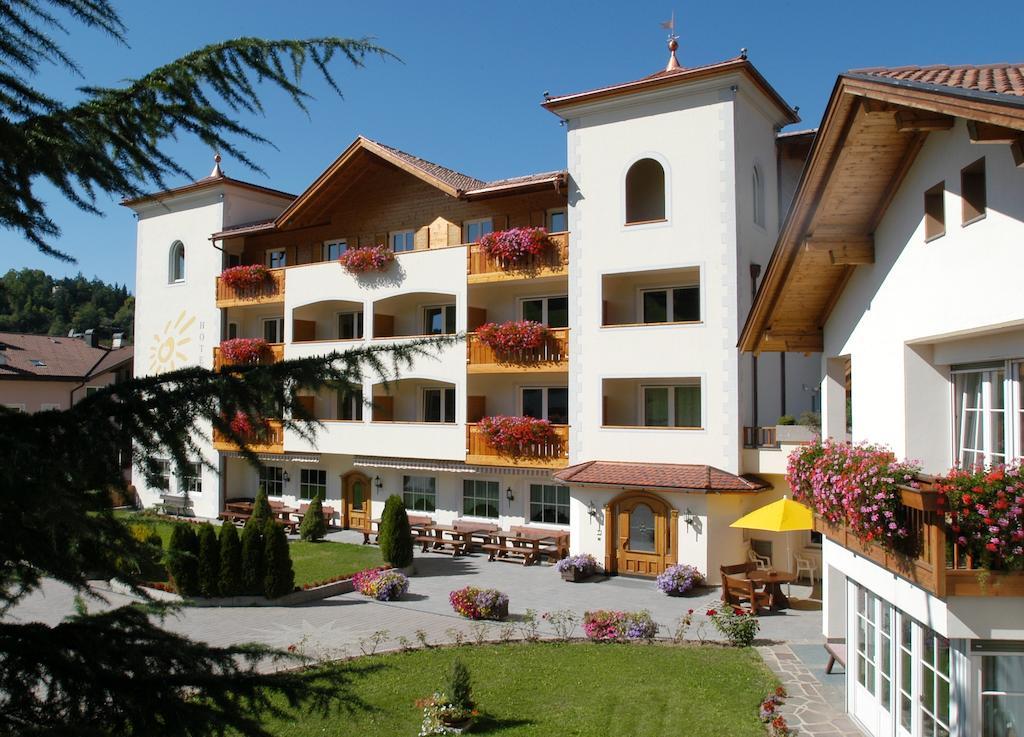 Hotel Sonnenhof كاستيلِروتّو المظهر الخارجي الصورة